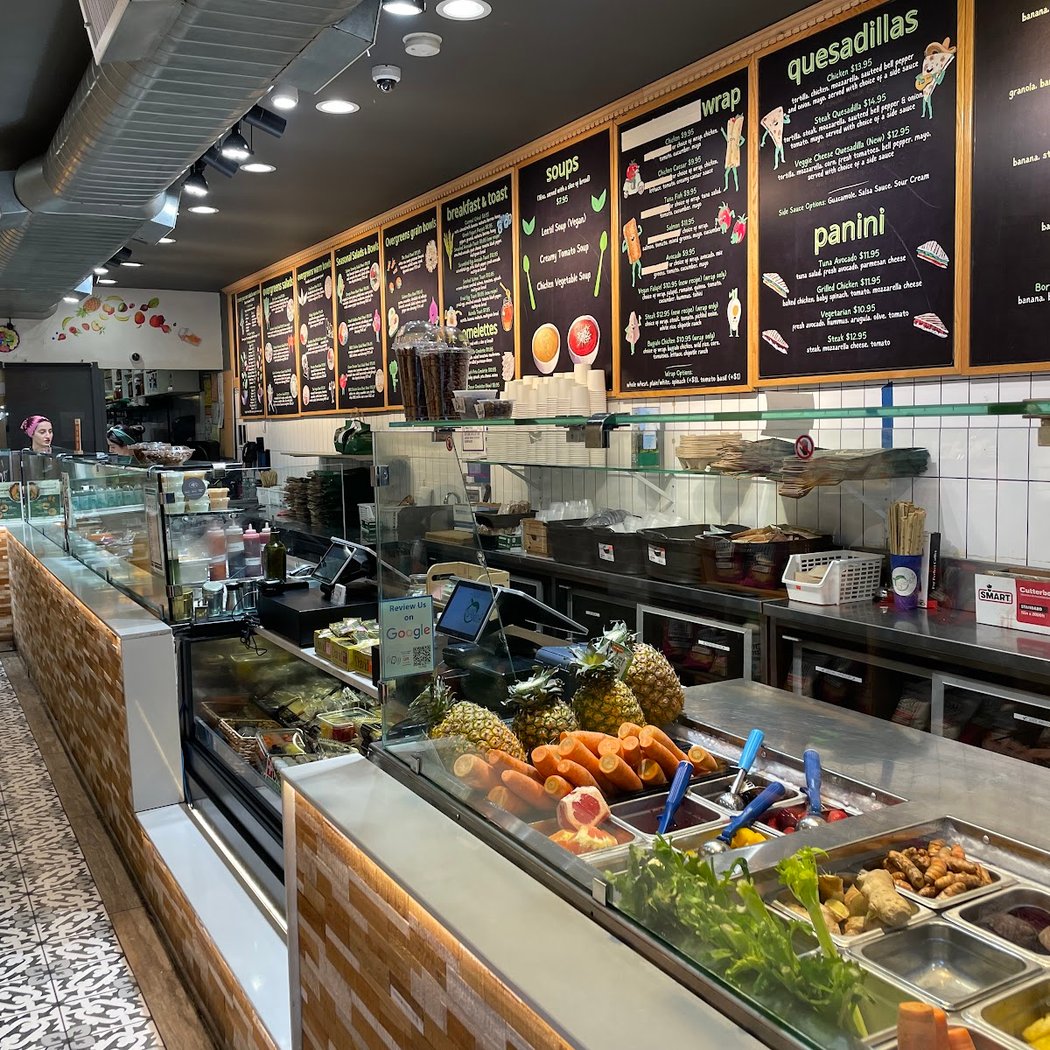 OverGreens Salads & Juice 2