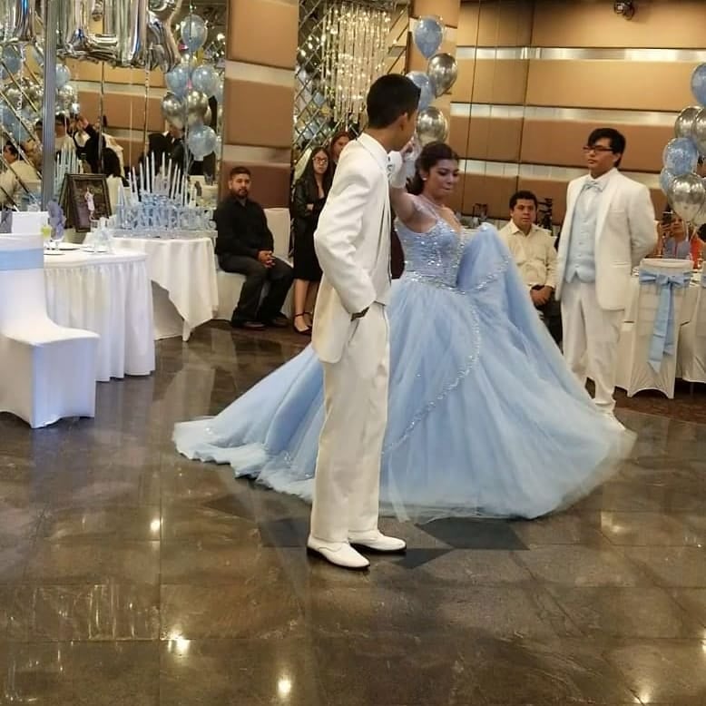 D&R ESCUELA DE BAILE 3
