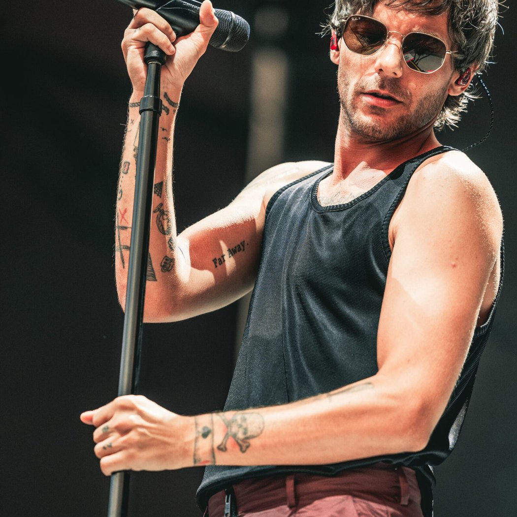 Louis Tomlinson 3