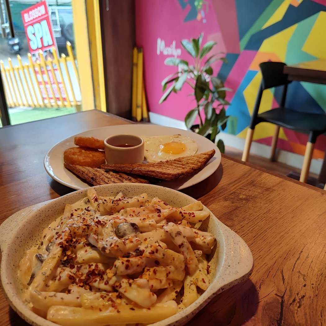 Uncle Peter's Pancakes & Cafe 3