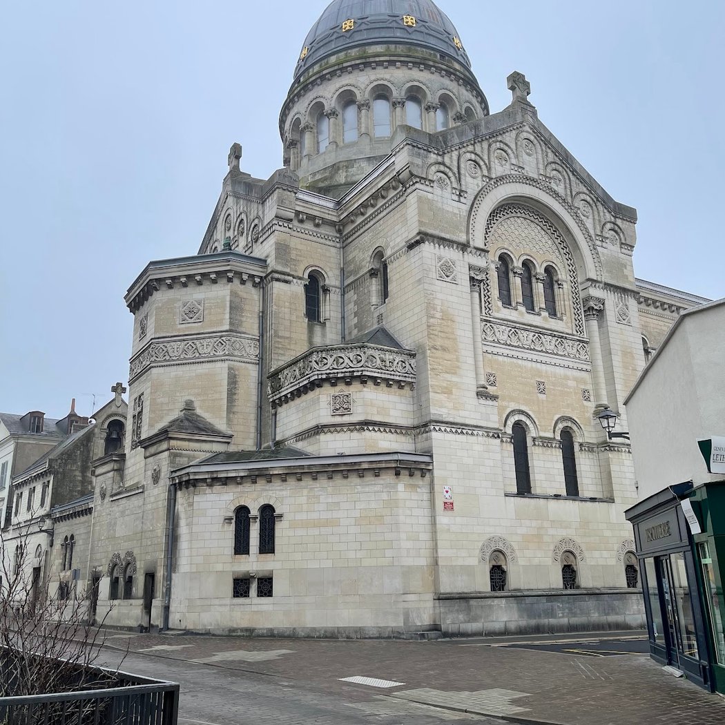 Collégiale Saint Martin et Tour Charlemagne 2