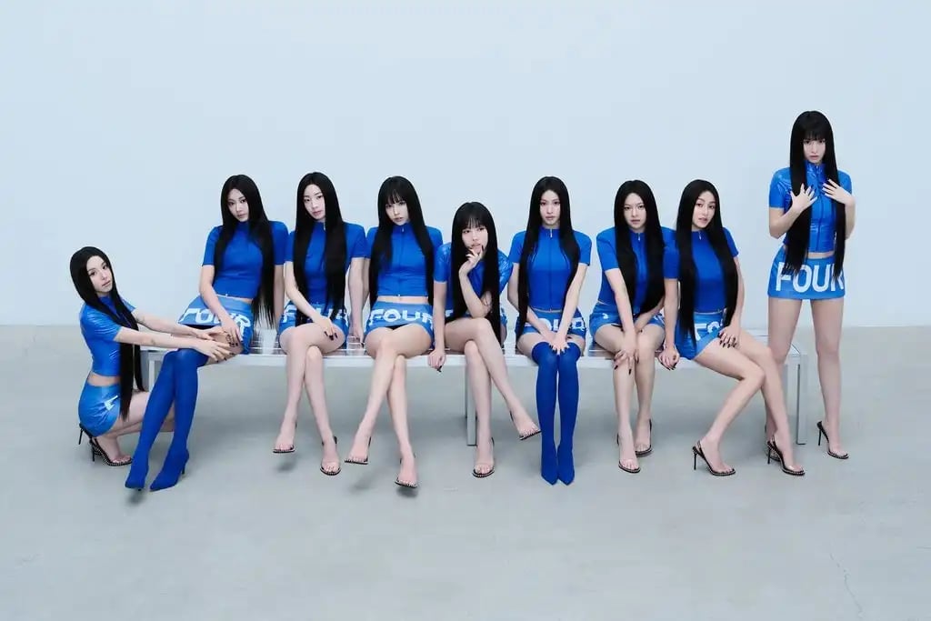 TWICE [THIS IS FOR] WORLD TOUR 1
