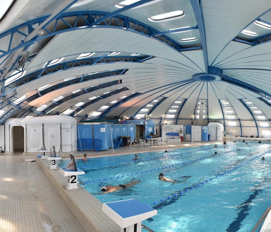 Municipal swimming pool Desautel 2