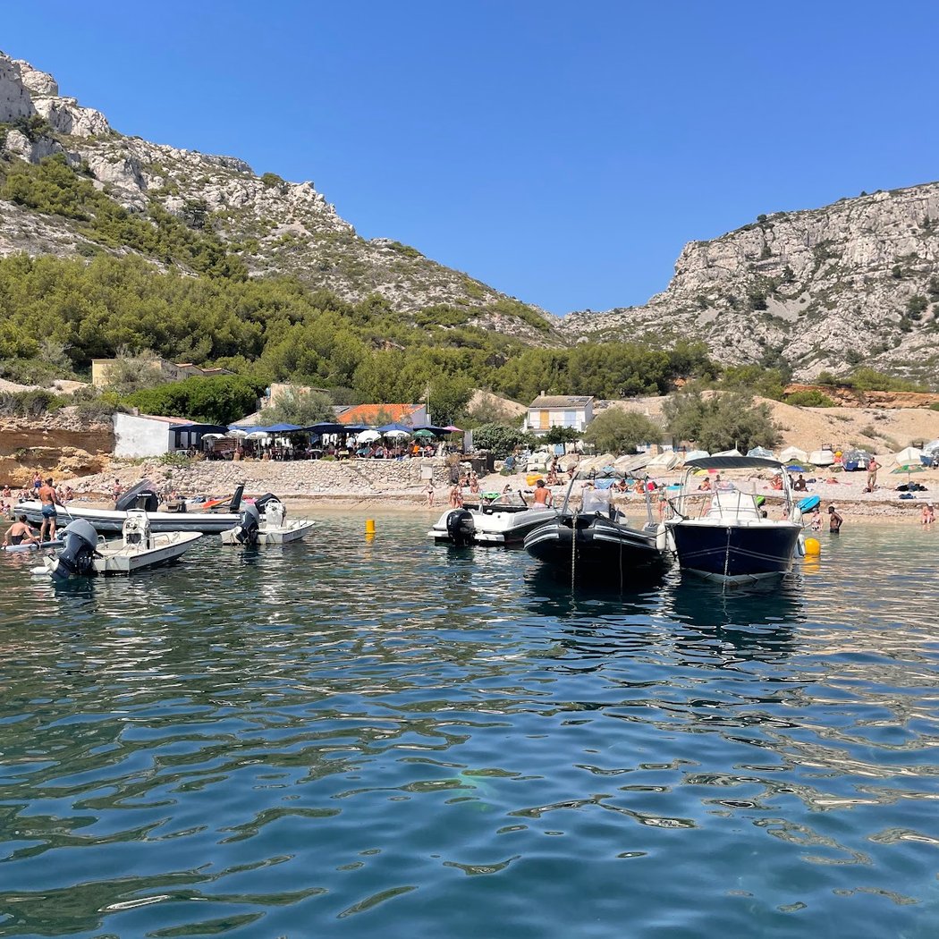 Blue Marine Location : Louer bateau, bouée tractée wake board ski nautique Marseille 13 3