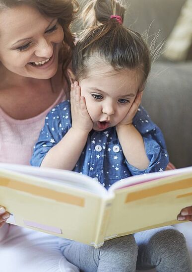 Bébé lecteur deviendra grand