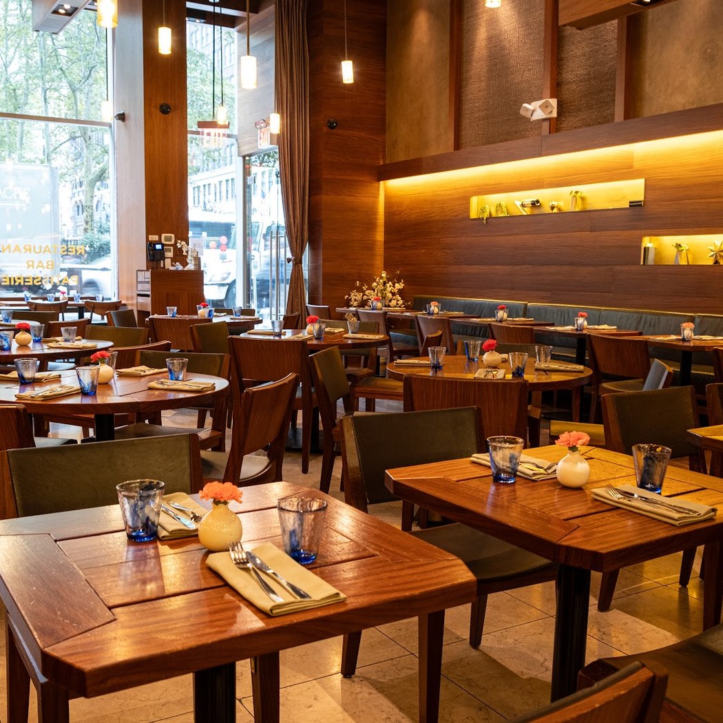 L’Adresse American Bistro 2