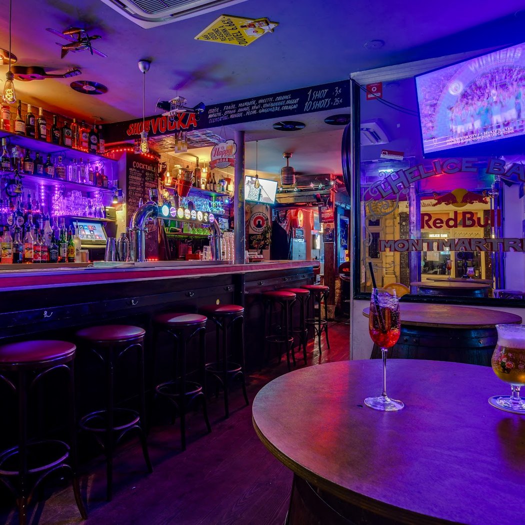 L'Hélice Bar 1