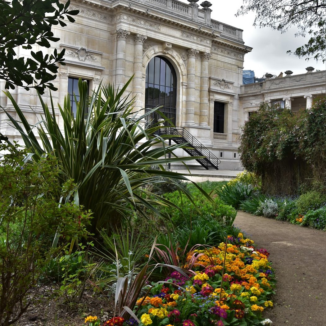 Square du Palais-Galliera 2