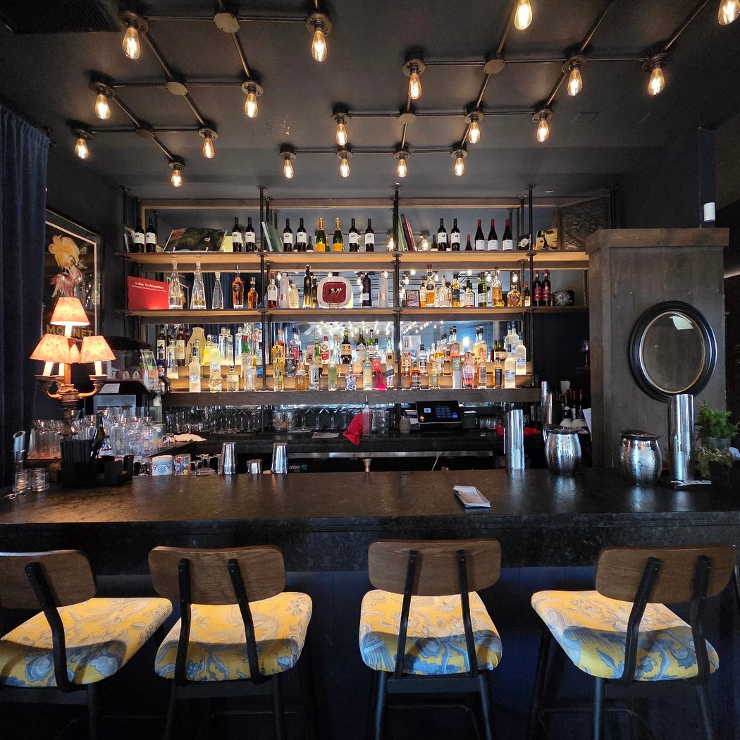 Wine Down Wednesdays with Live Music 3
