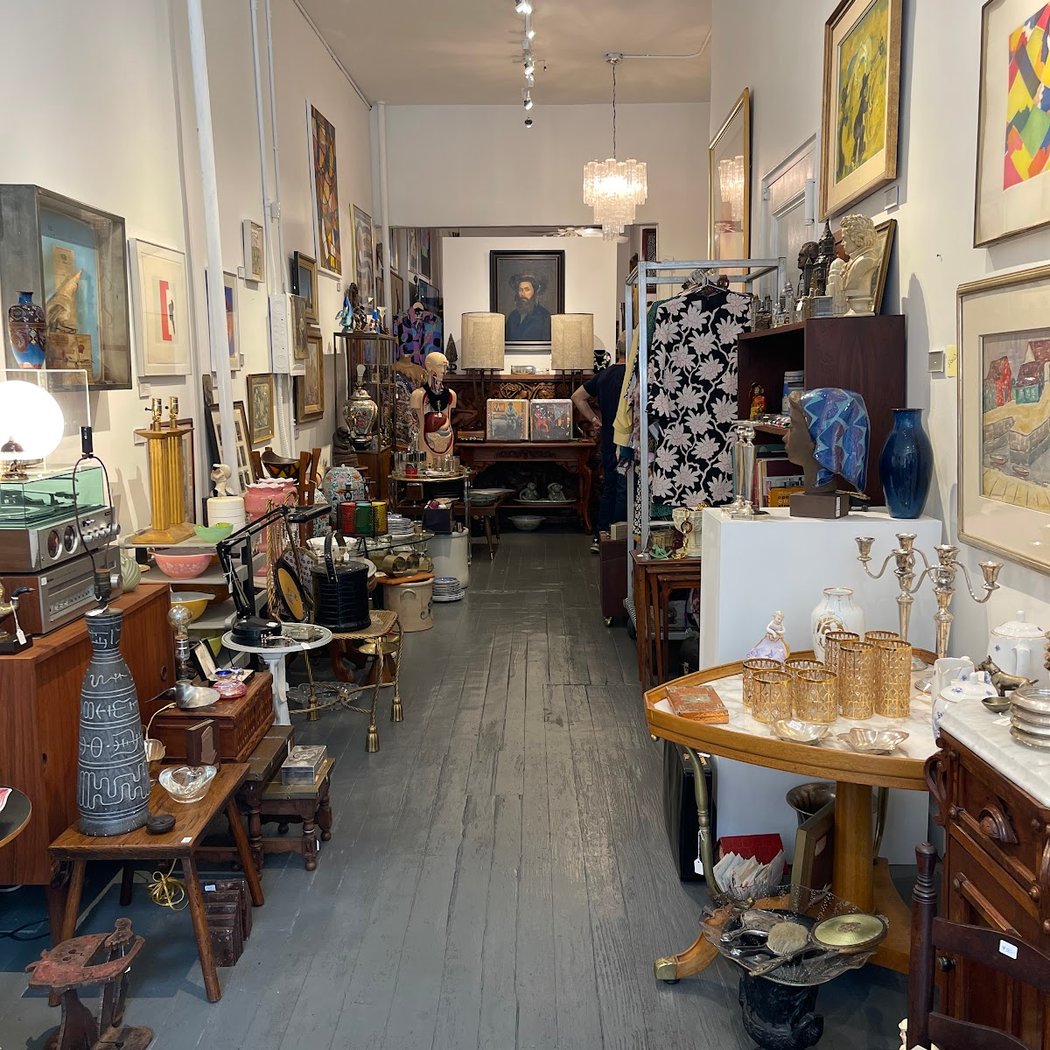 Spellman Gallery 3