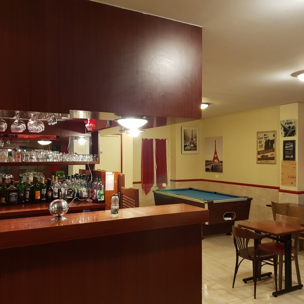 cafe bar brasserie Le Parisien 2