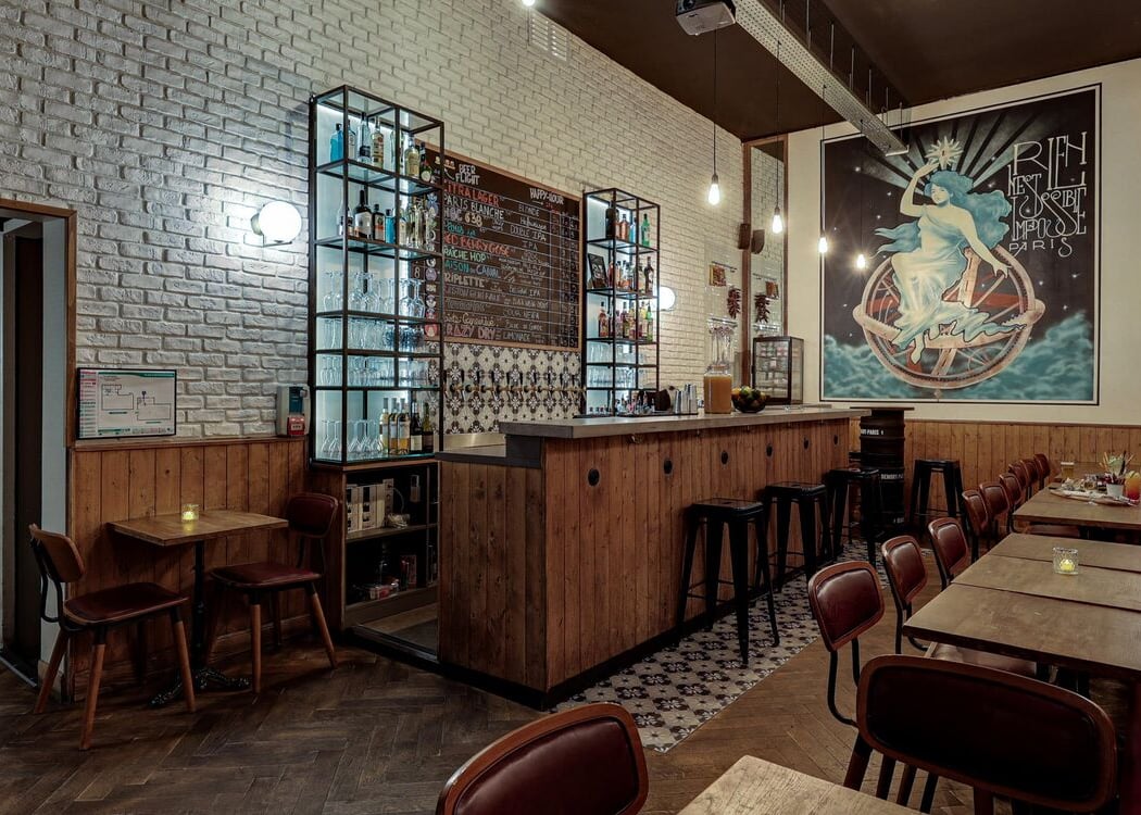 L'Intrépide Bar 3