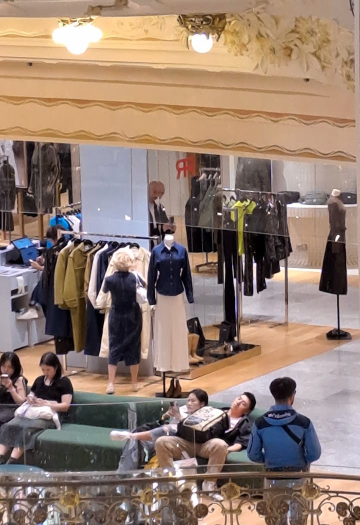 Fashion Show - Galeries Lafayette Haussmann 2