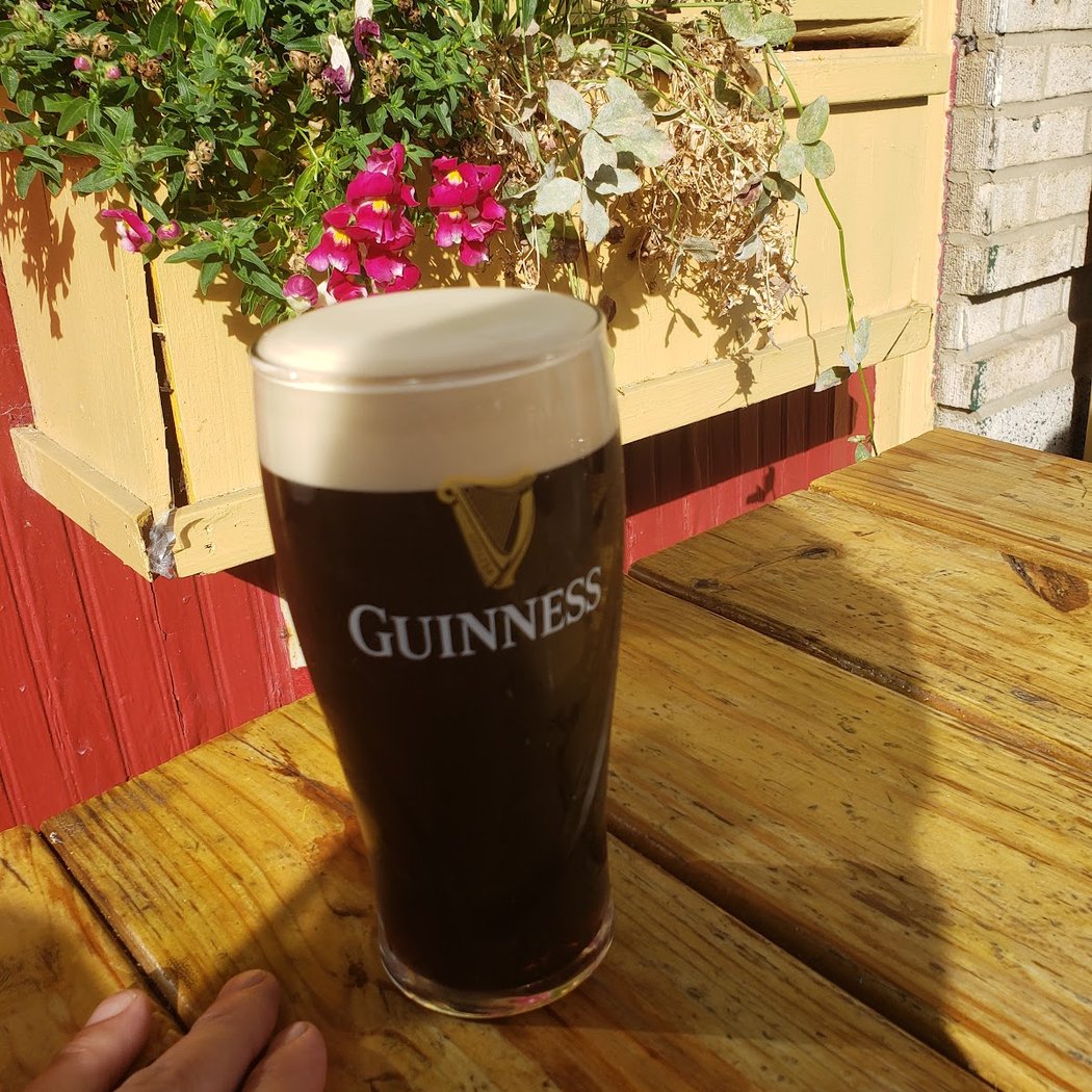 Live Irish Music, Poetry Readings, Comedy Shows, and More 1