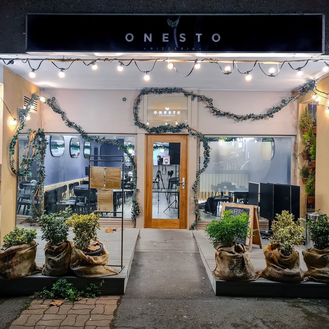 Onesto 1