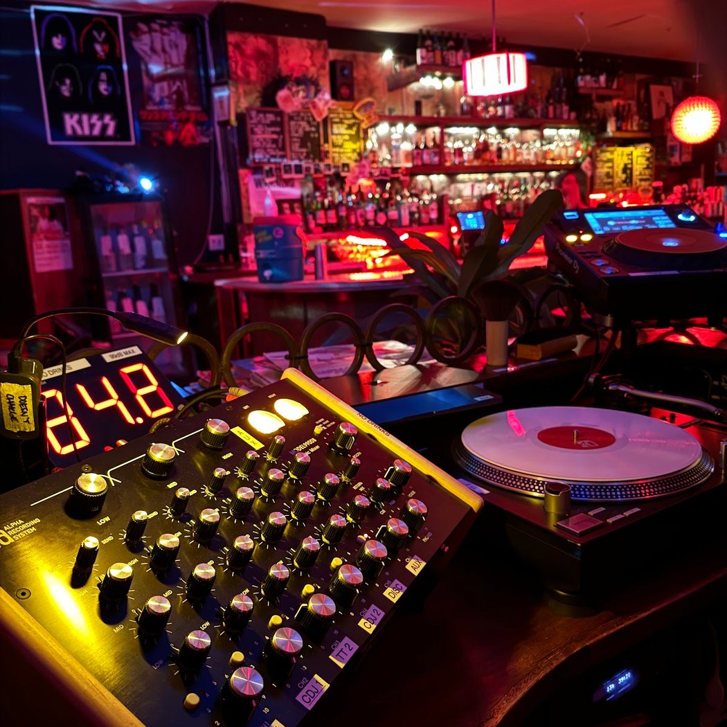 All-Vinyl Dance Party
