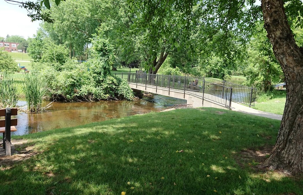 Bush Park 2