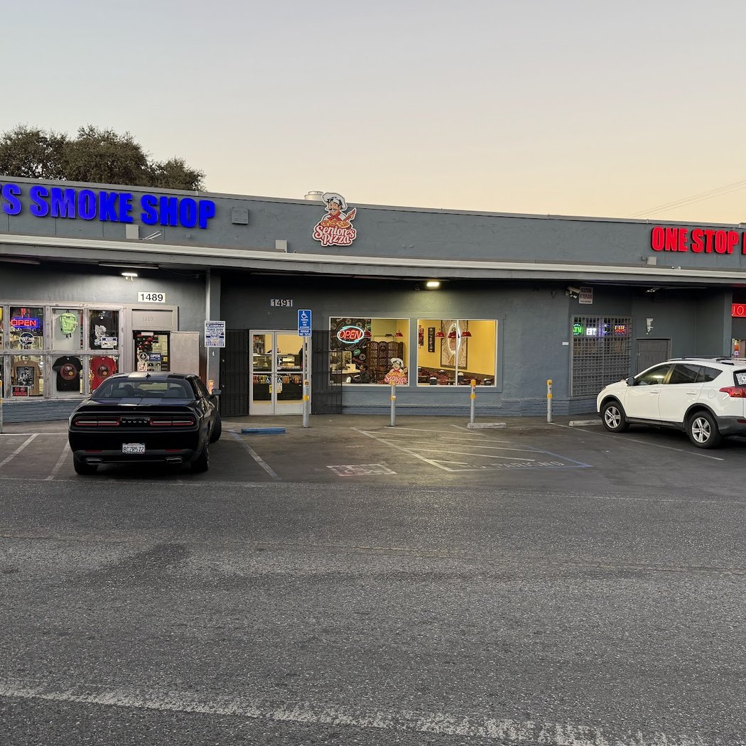 Seniore’s Pizza 2