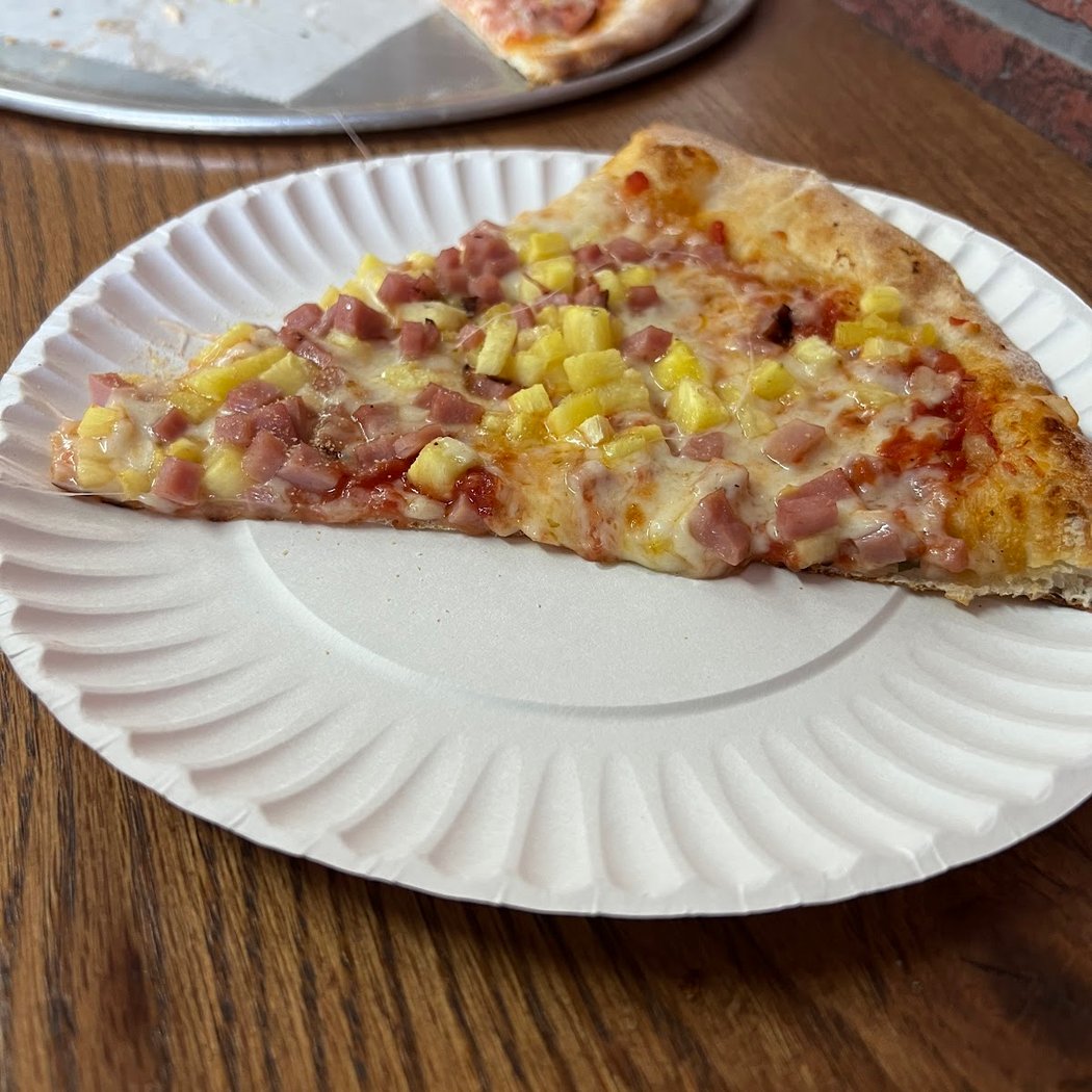 Five Dreams Pizzeria y Antojitos 3