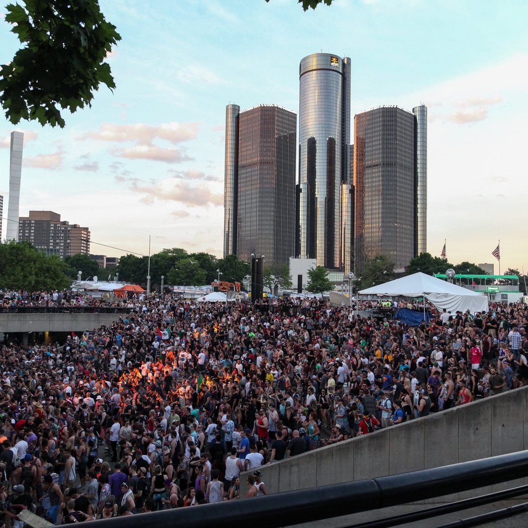 Hart Plaza 1