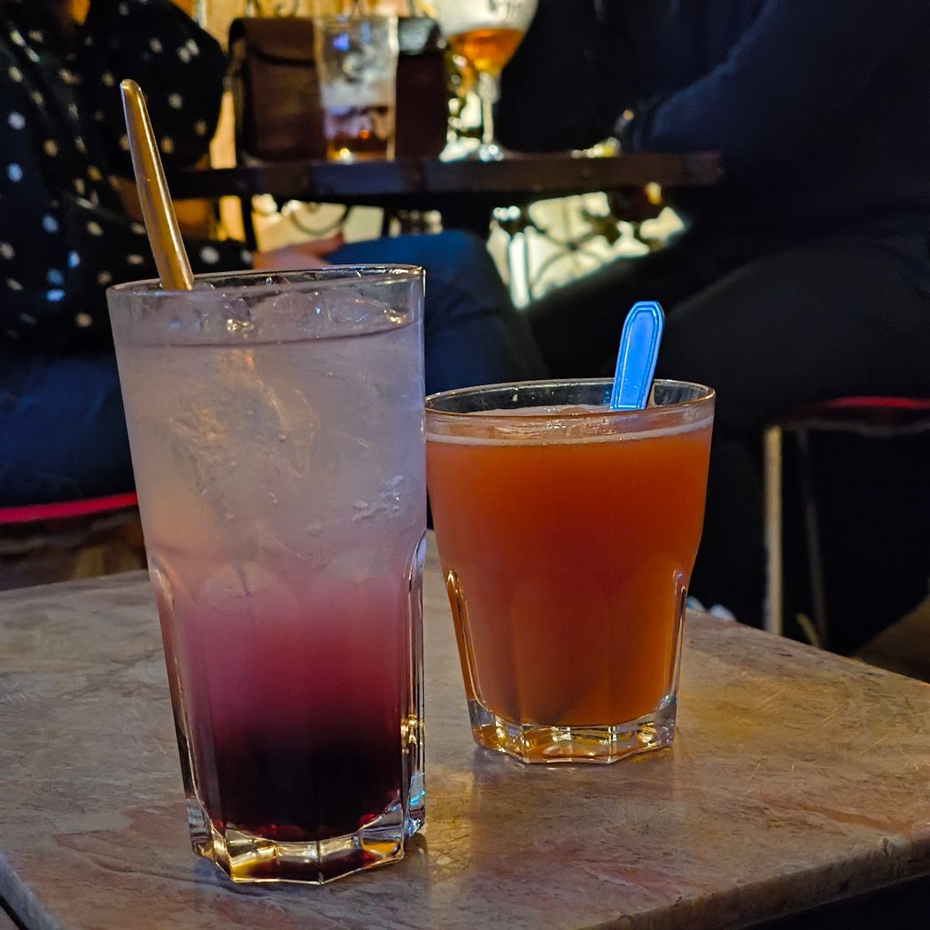 L'Imprévu Café 4