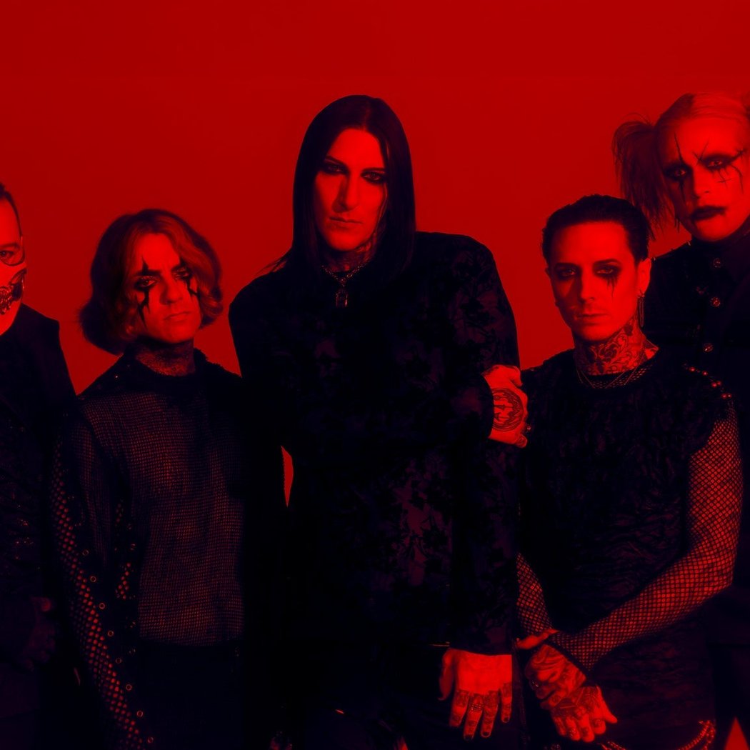 Motionless In White 2