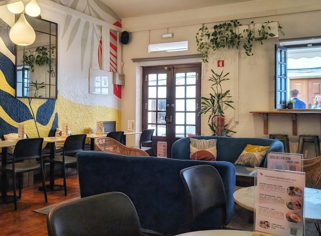 Abigail's Cafe 2
