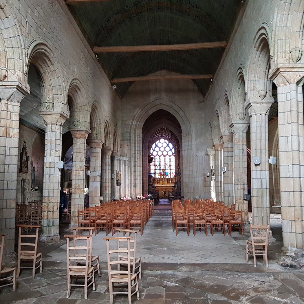 Ancienne collégiale Notre-Dame de Roscudon 3