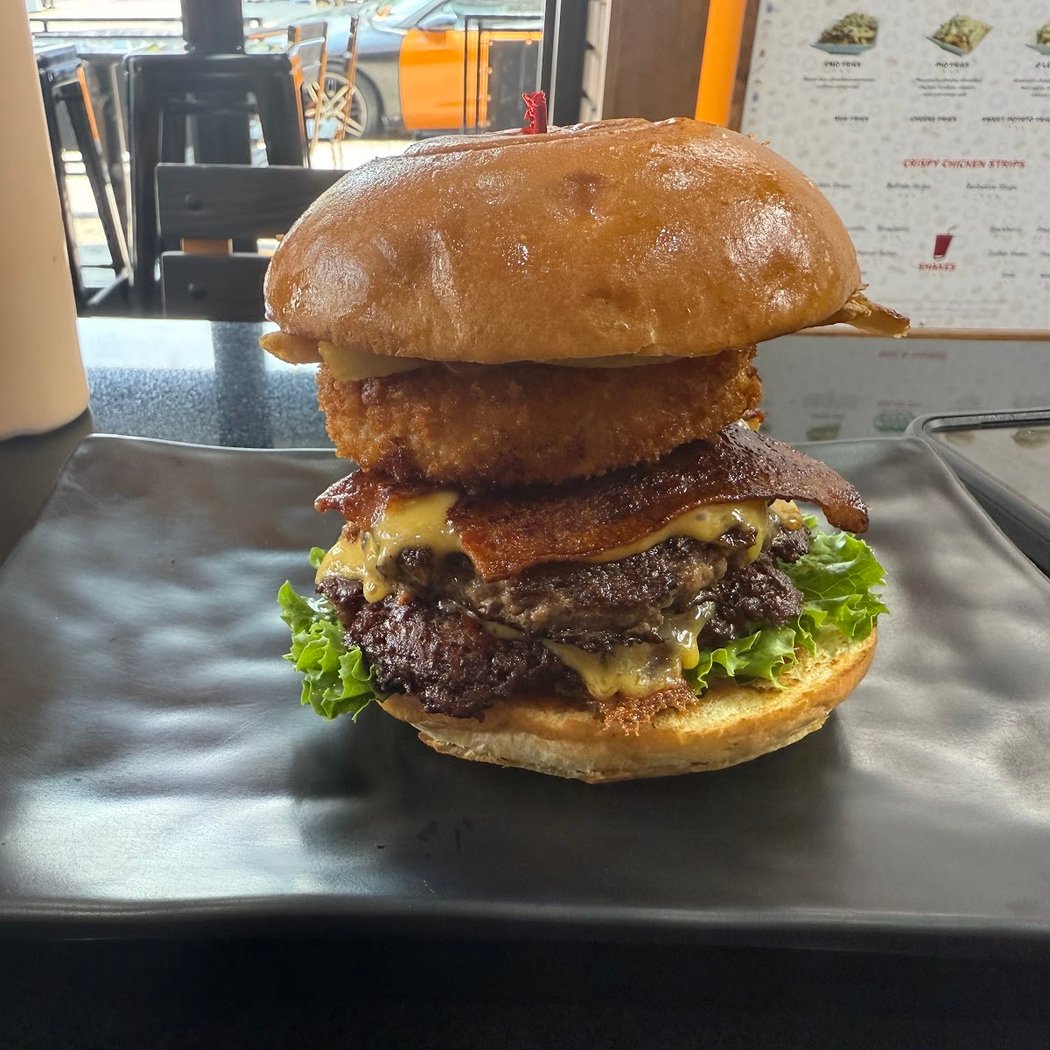 Emoji Burger Astoria 3