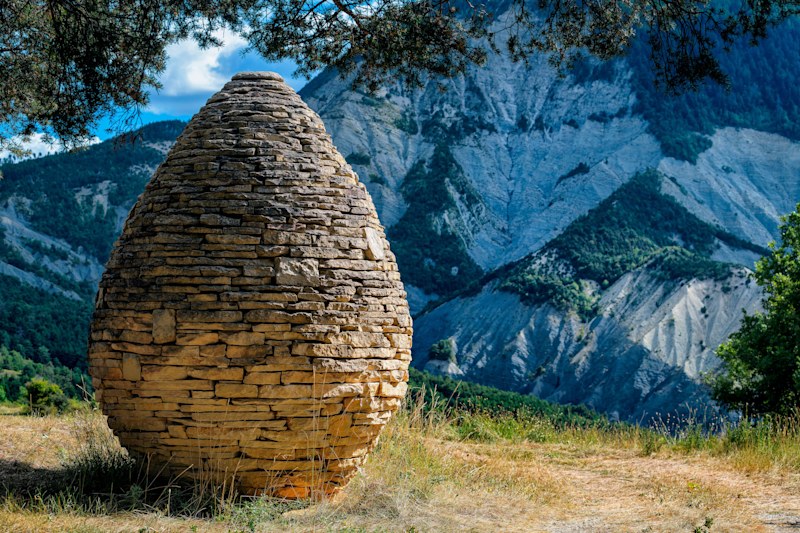 Refuge d'art ''les bains thermaux'' 1