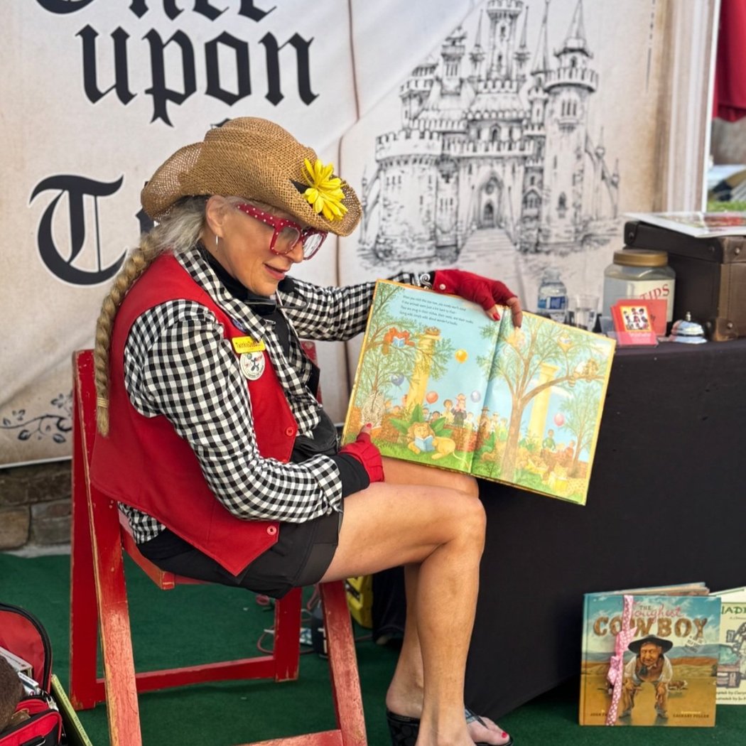 Story time at the Farmers' Market 2