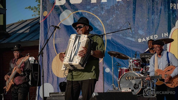 Nathan & the Zydeco Cha Chas 3