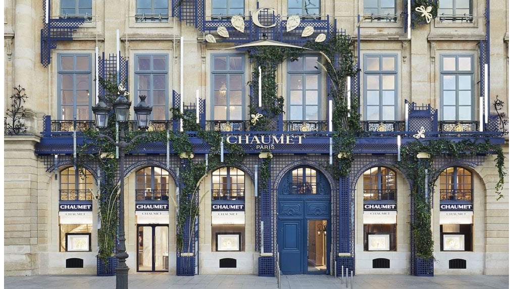 Experience Haute Couture at Place Vendôme 1