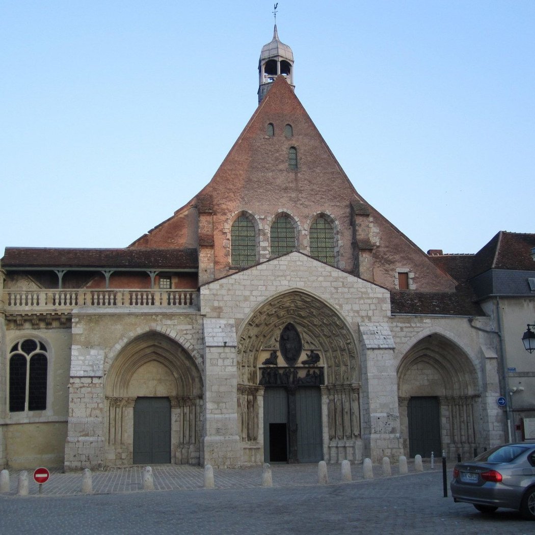 Priory Church of Saint-Ayoul at Provins 2