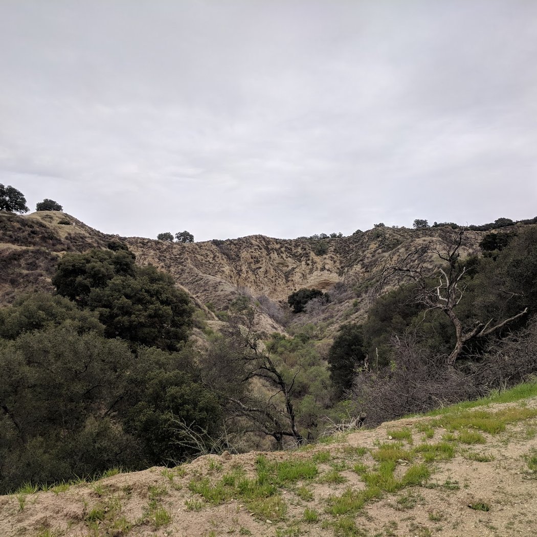 Newhall Pass Open-Space North Trailhead 2