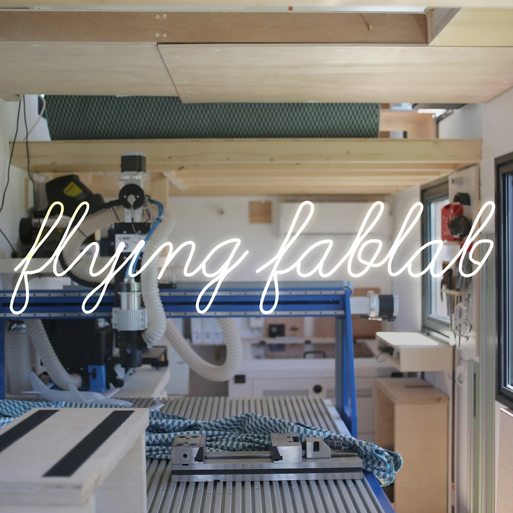 Flying fablab 2