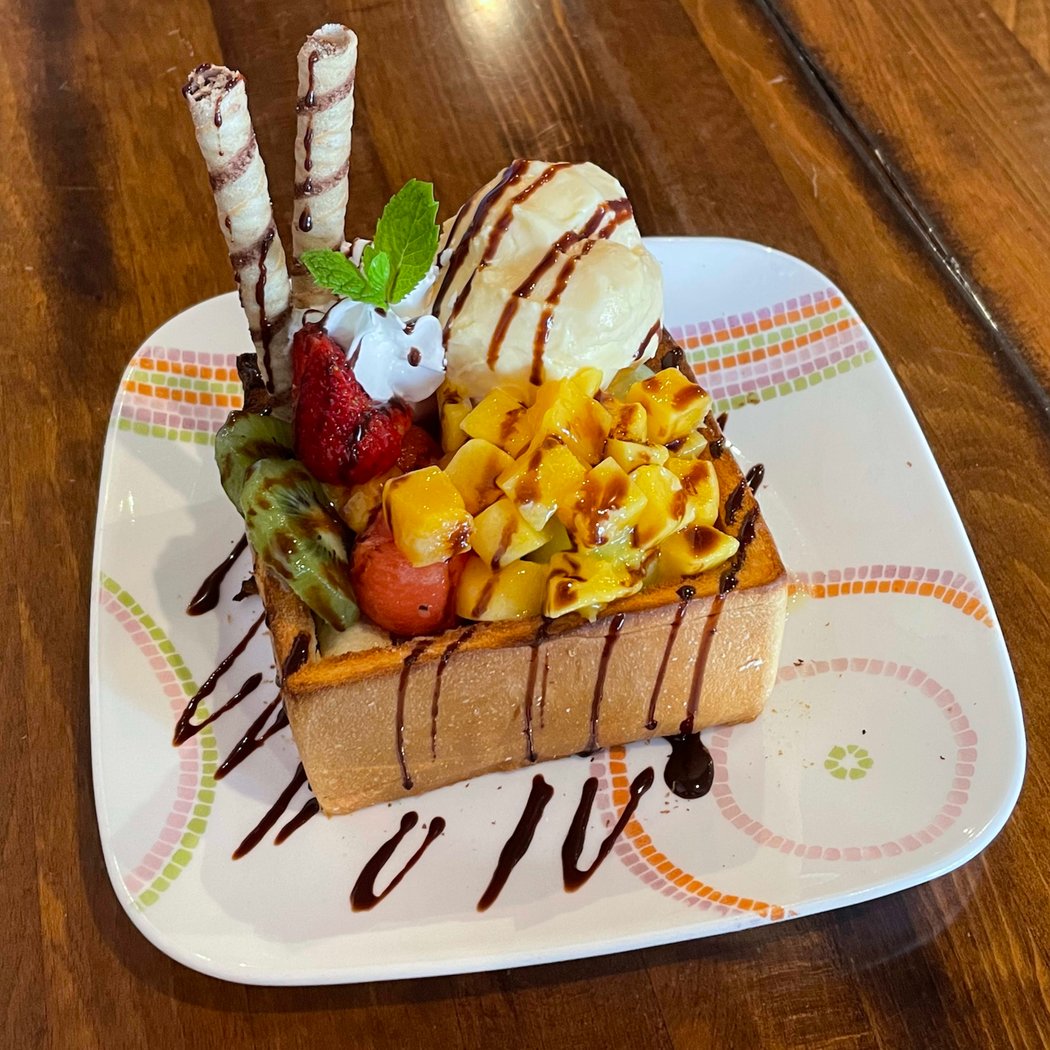 Sweet Mango Dessert Cafe 1