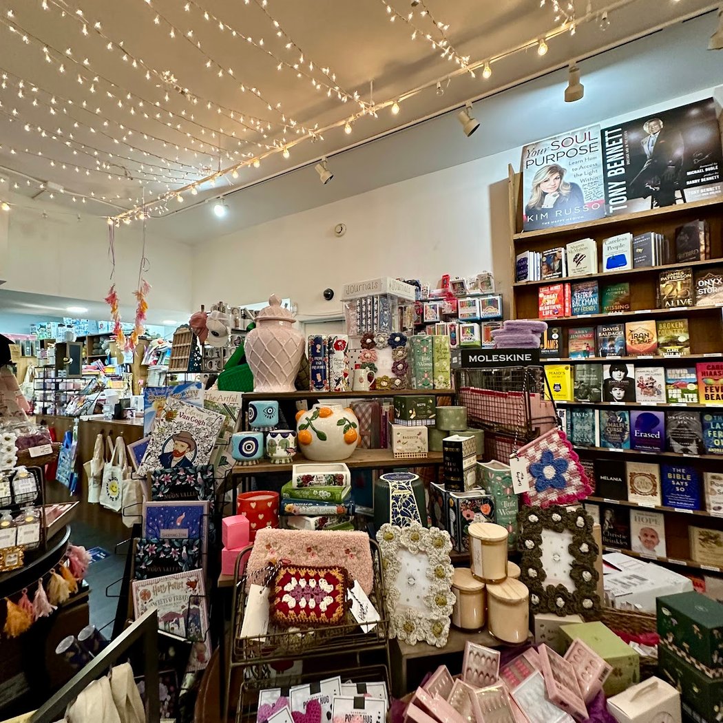 Book Signing With 'A Stray Dog for Christmas' With Author Jack Jokinen 1