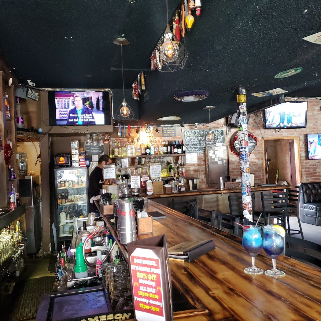 The Oaks Tavern 4