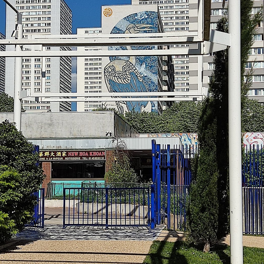 Street Art : "Héron Bleu" par STEW 3