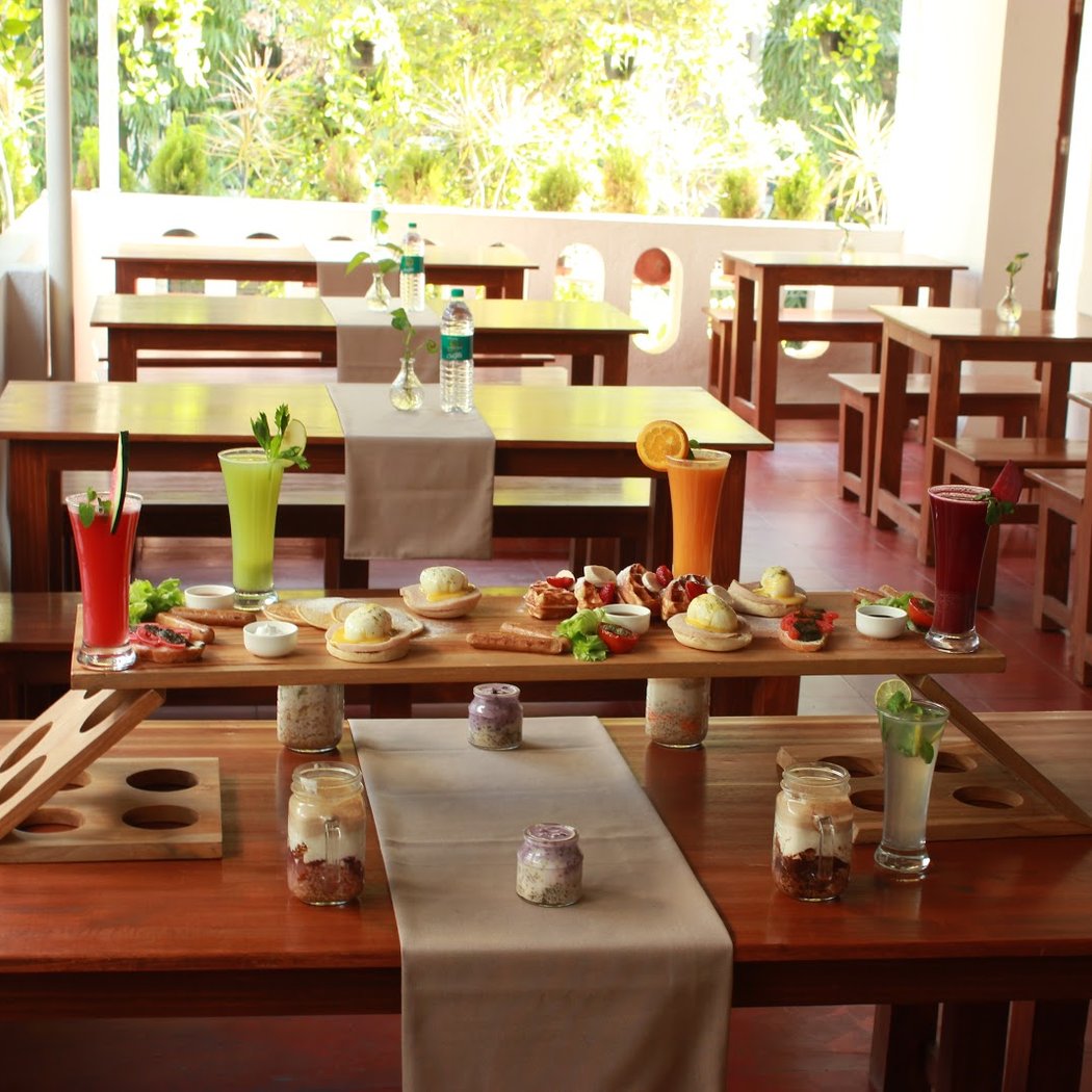 Nanav Cafe 2
