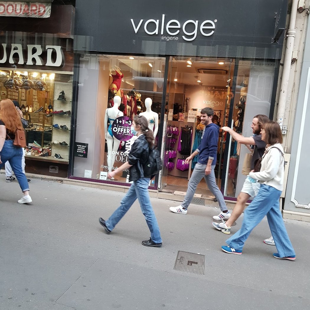 Valege Lingerie 2