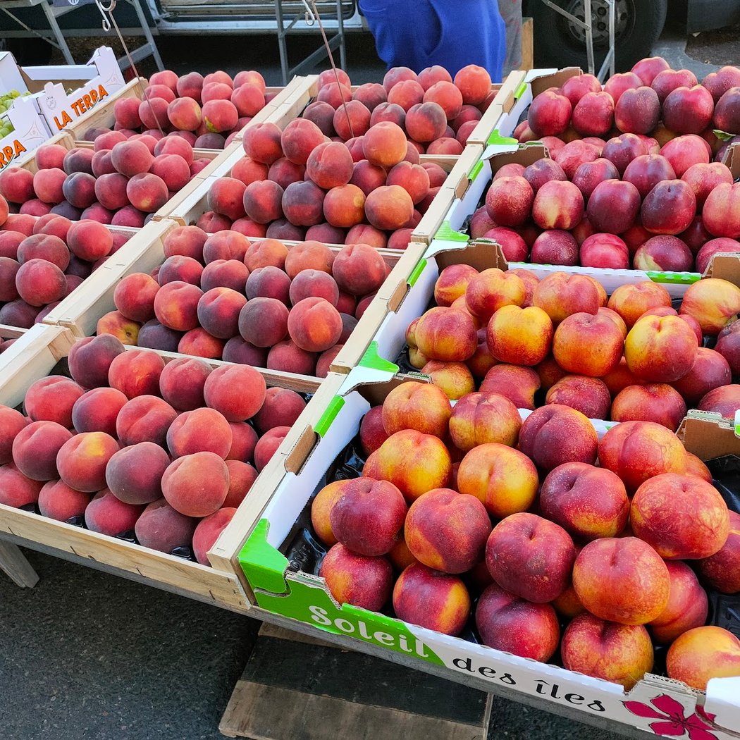 Marché de la place Sébastopol 1