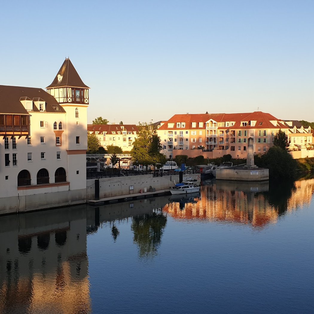 Port Cergy 3