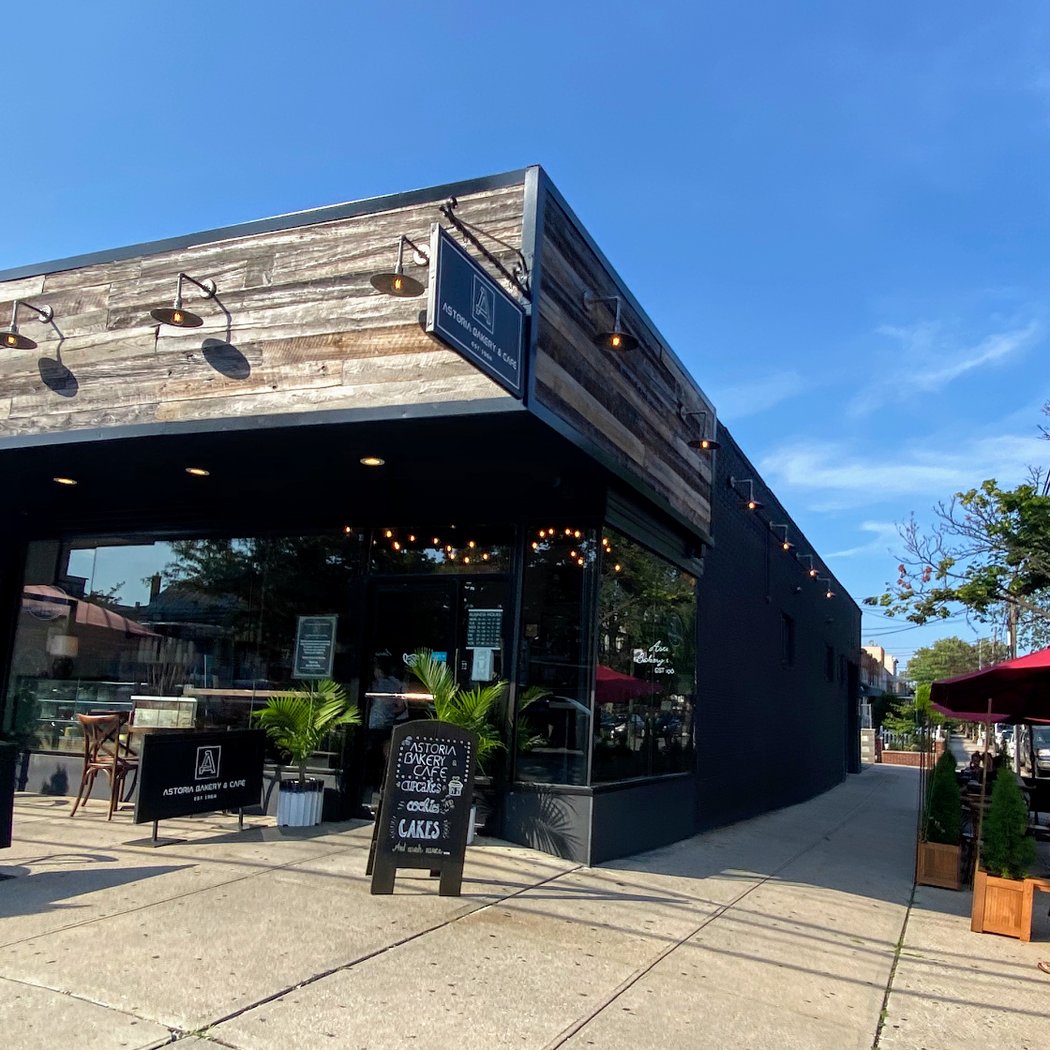 Astoria Bakery & Cafe 2