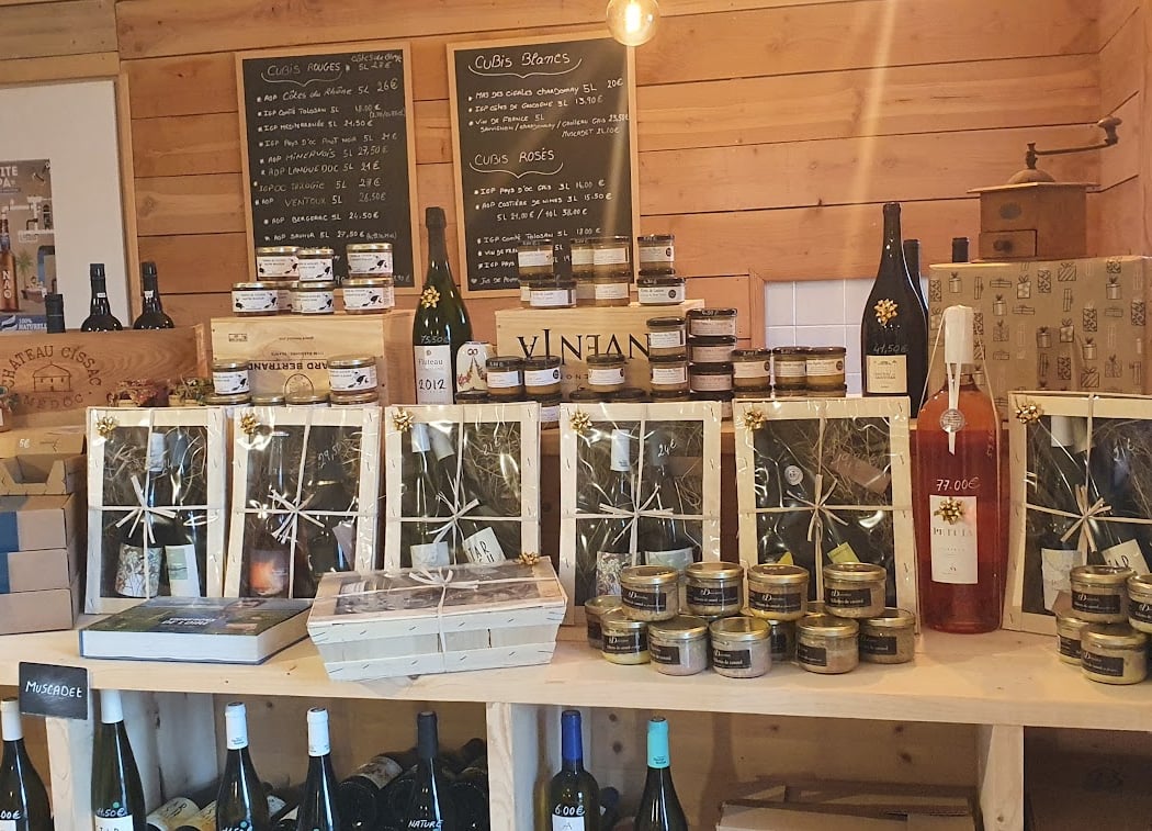 Cave Autour du Vin 3