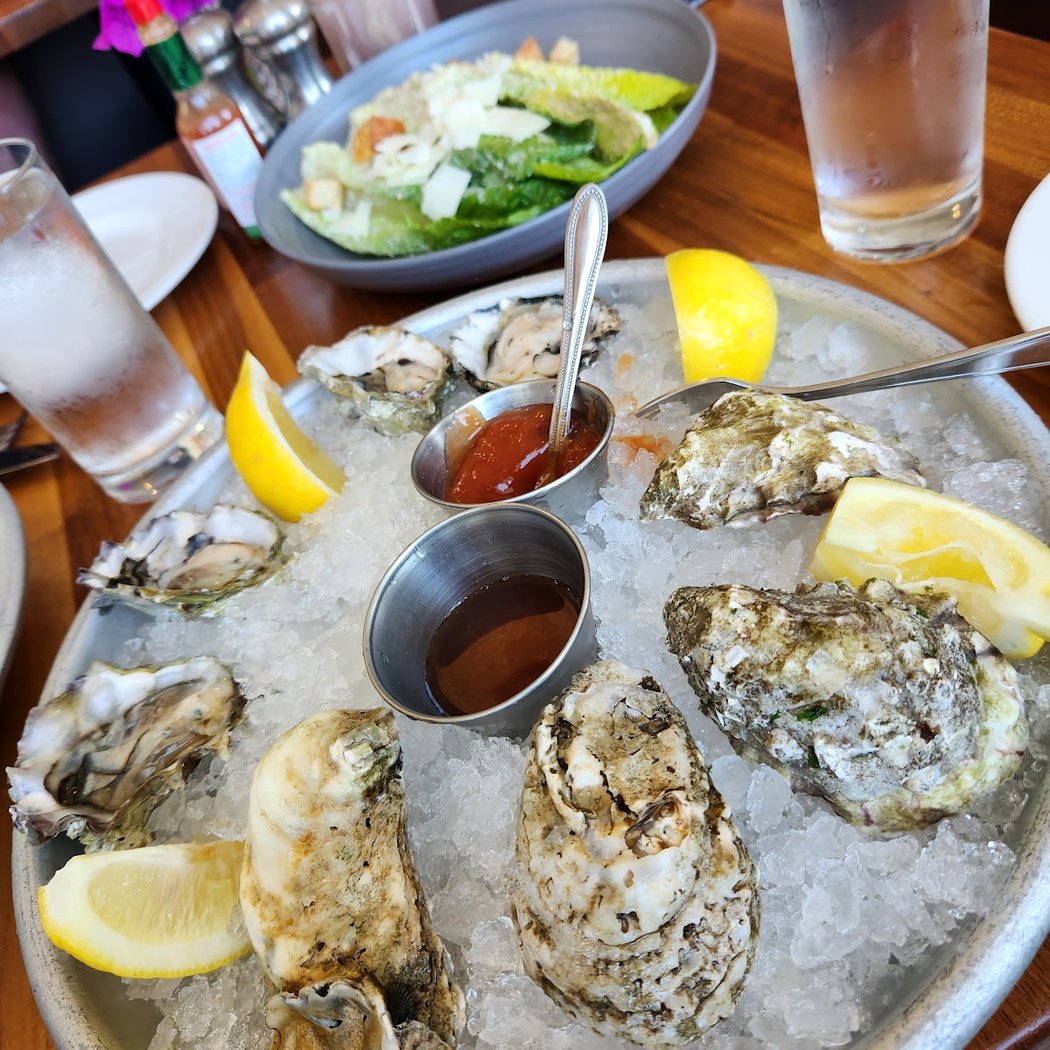 Happy Hour at Sonoma Grille & Bar 5