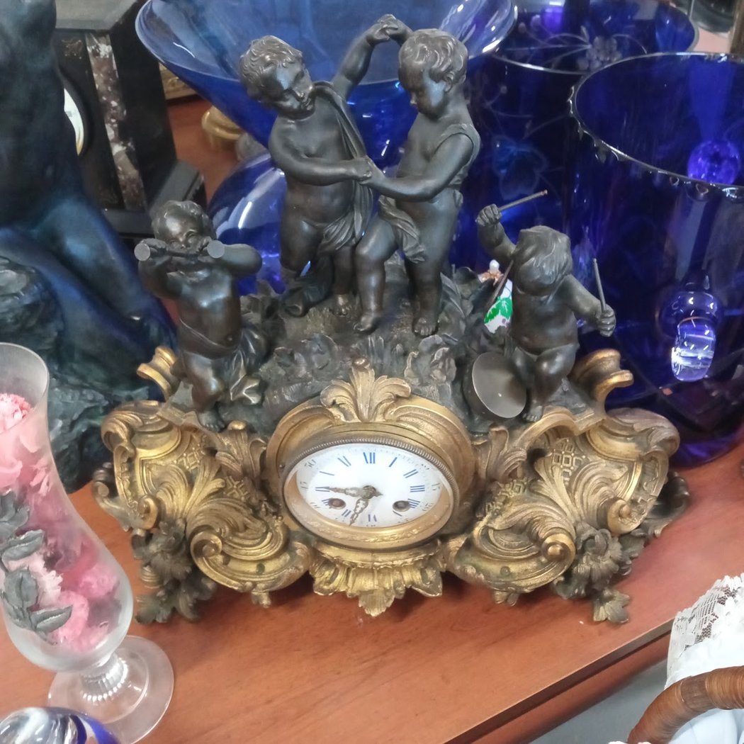 Brocanteur antiquaire 3