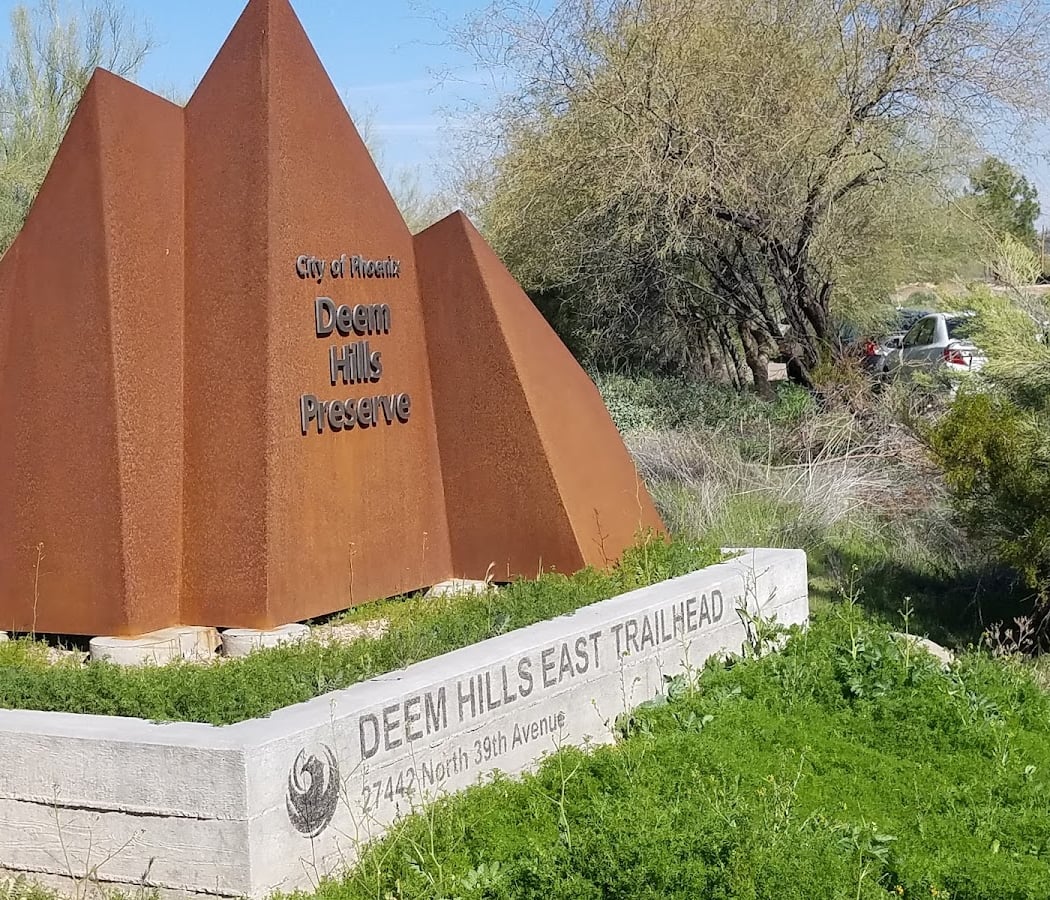 Deem Hills East Parking Lot 3