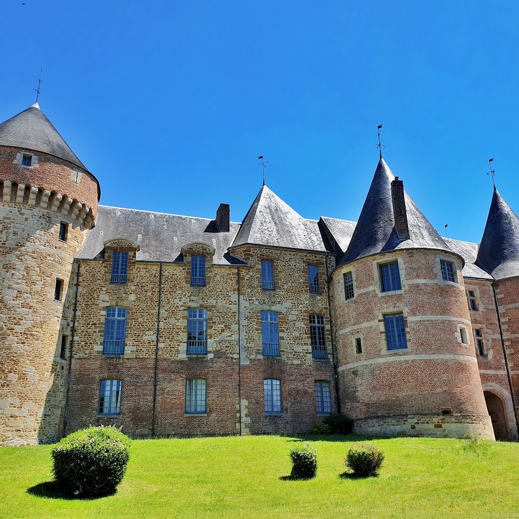 Château de Gacé 1